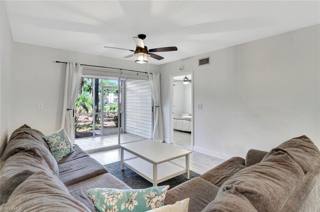 1965 Courtyard Way E-106, Naples, FL 34112-5