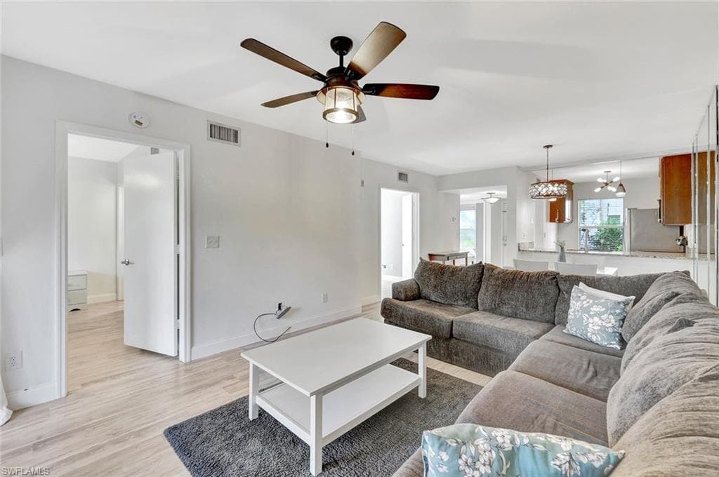 1965 Courtyard Way E-106, Naples, FL 34112-7