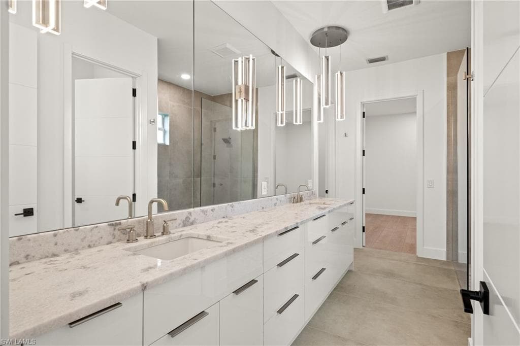 25710 Corzine Rd, Bonita Springs, FL 34135-20
