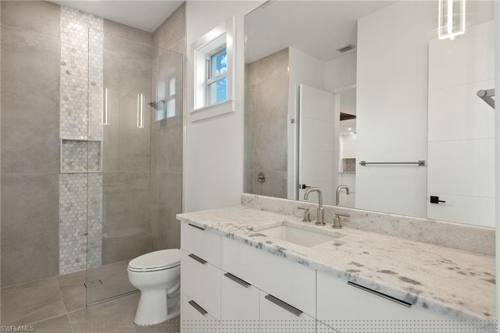 25710 Corzine Rd, Bonita Springs, FL 34135-26