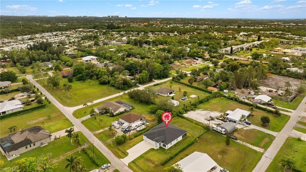 25710 Corzine Rd, Bonita Springs, FL 34135-37