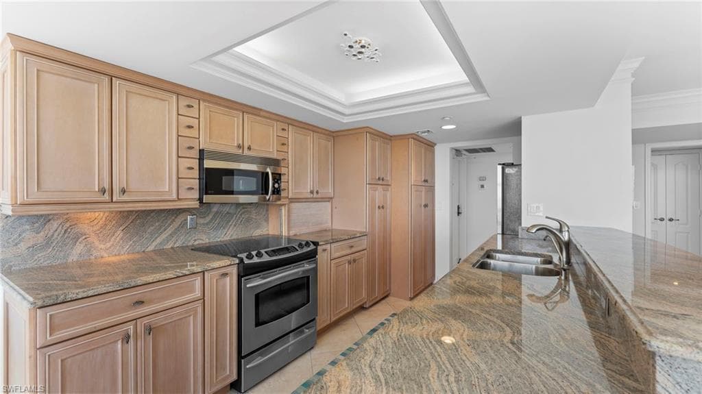 6101 Pelican Bay Blvd 1404, Naples, FL 34108-11