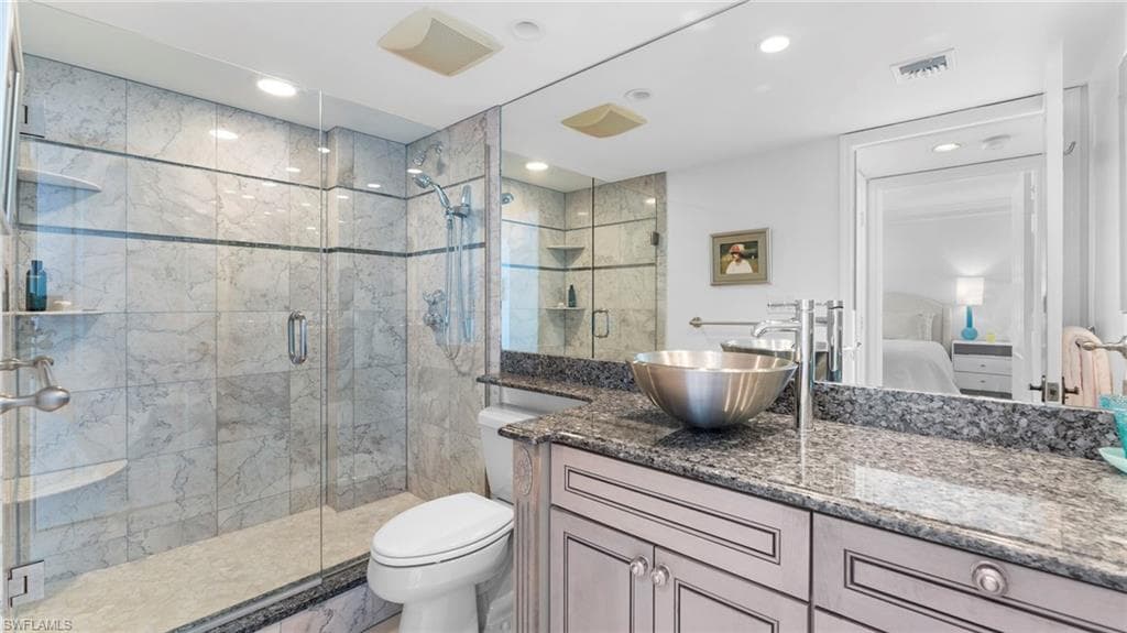 6101 Pelican Bay Blvd 1404, Naples, FL 34108-25