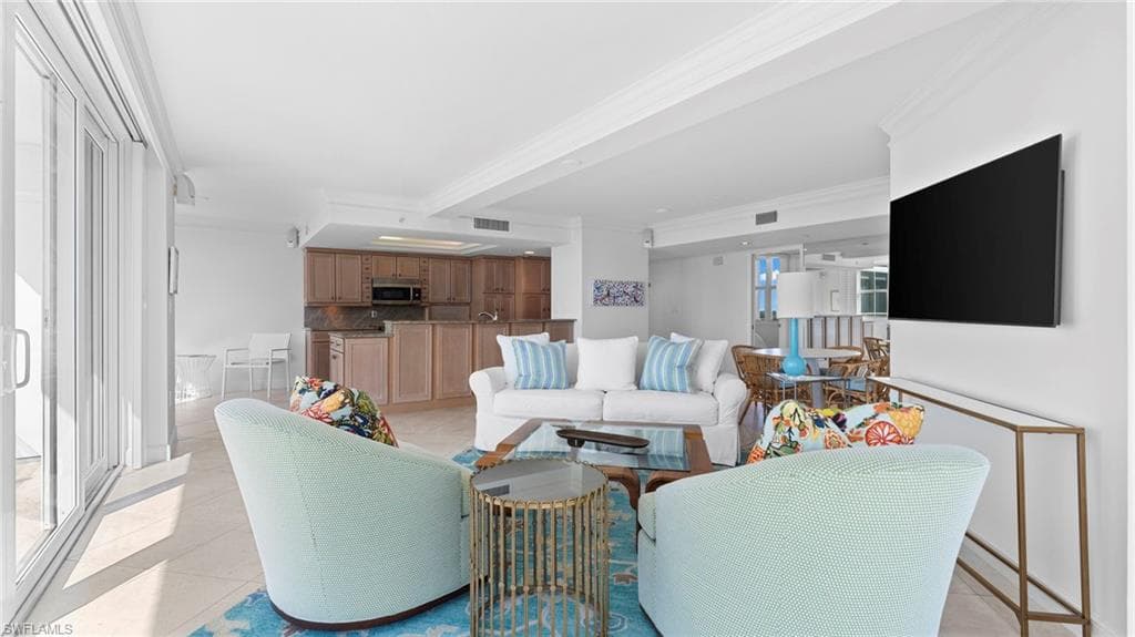 6101 Pelican Bay Blvd 1404, Naples, FL 34108-6