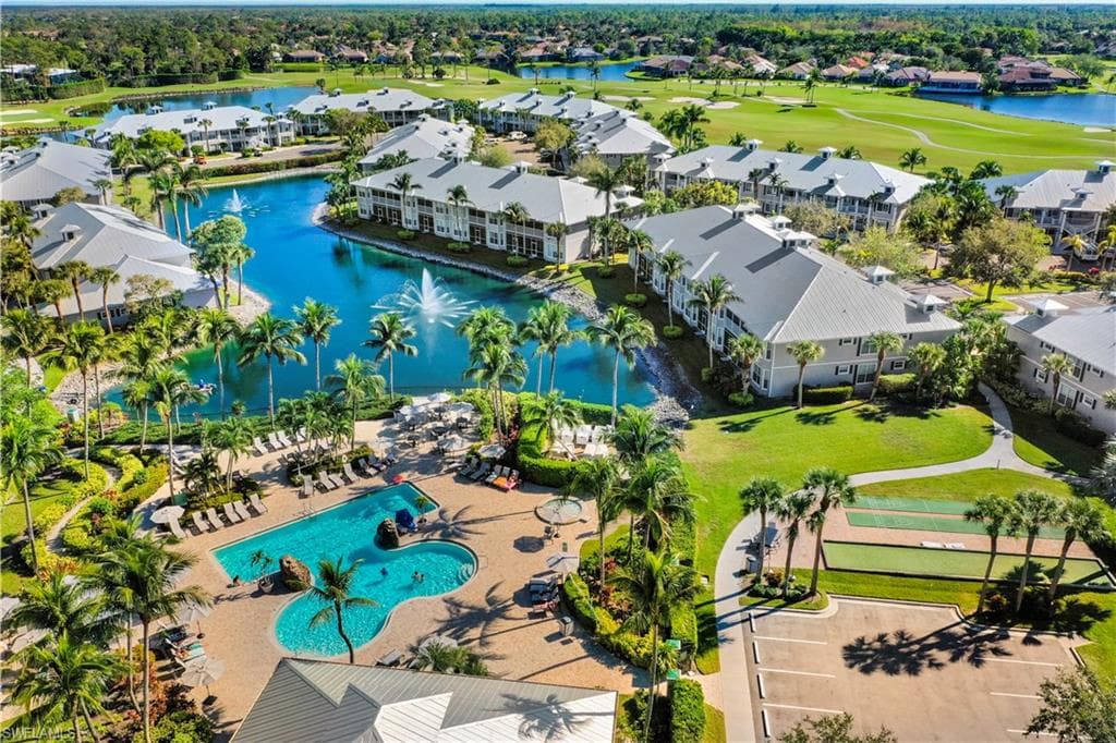7935 Mahogany Run Ln 713, Naples, FL 34113-33