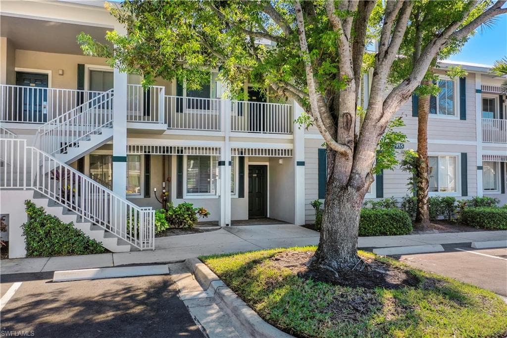 7935 Mahogany Run Ln 713, Naples, FL 34113-3
