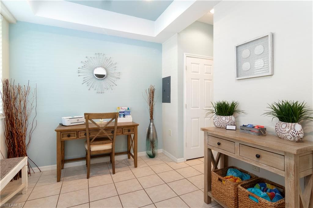 7935 Mahogany Run Ln 713, Naples, FL 34113-6