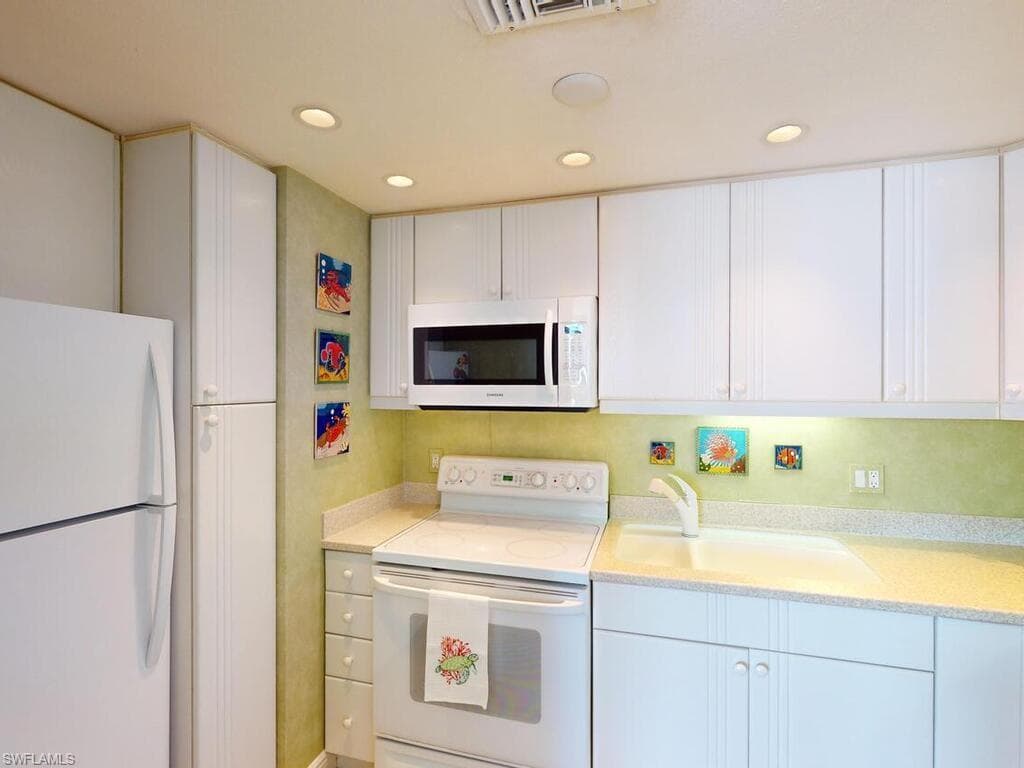 58 Collier Blvd 2107, Marco Island, FL 34145-9
