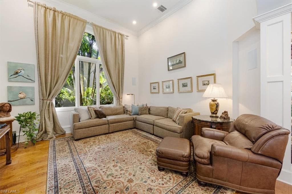 18051 Lagos Way, Naples, FL 34110-6