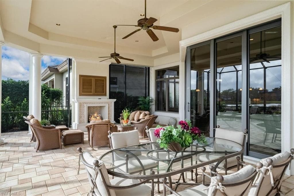 28614 La Caille Dr, Naples, FL 34119-28