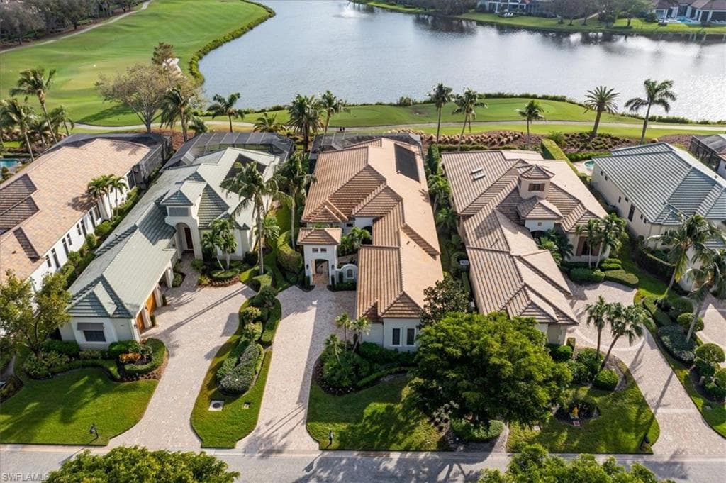 28614 La Caille Dr, Naples, FL 34119-36