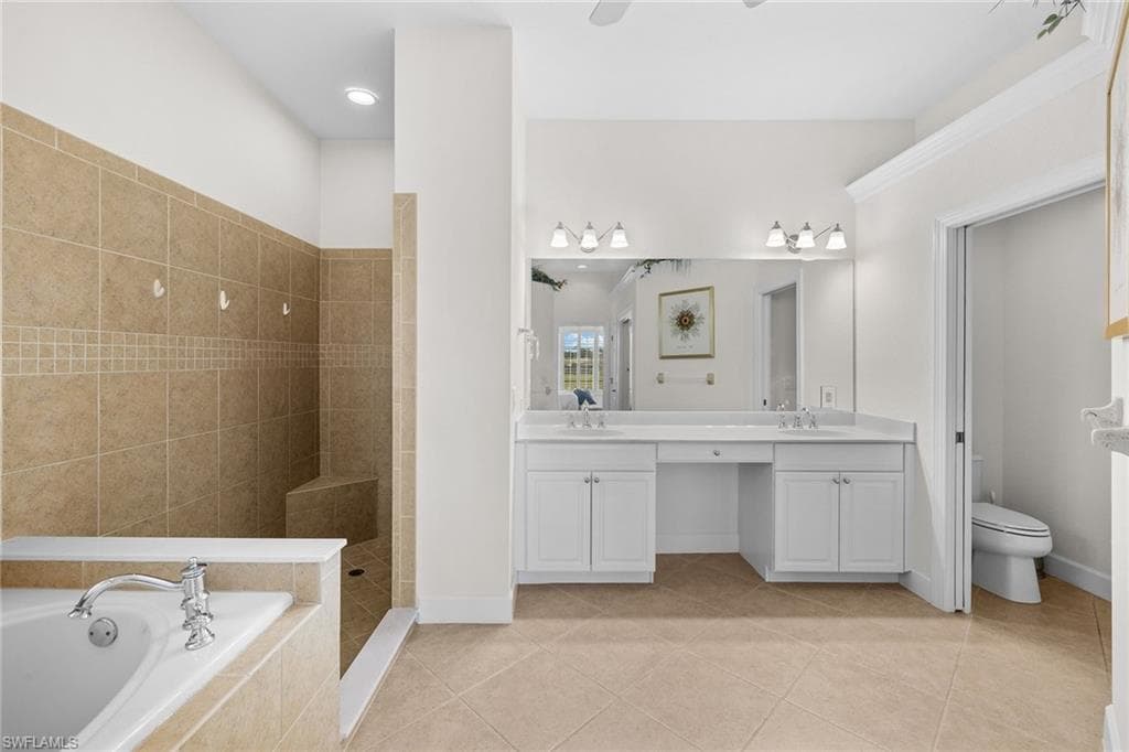 11918 Heather Woods Ct, Naples, FL 34120-29