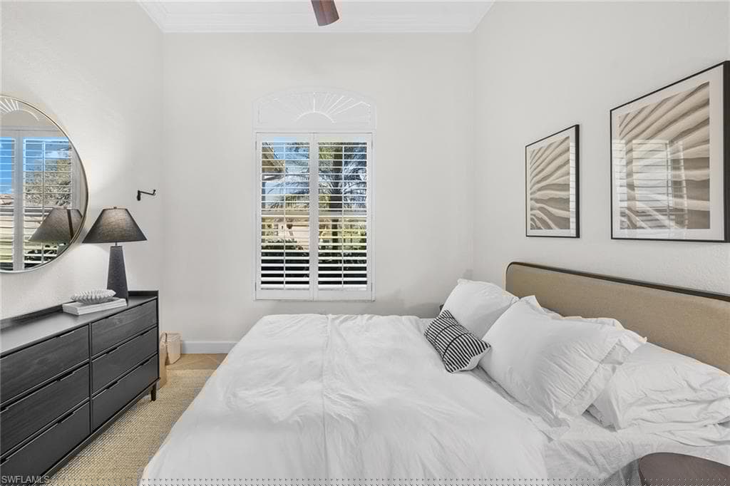 11918 Heather Woods Ct, Naples, FL 34120-34