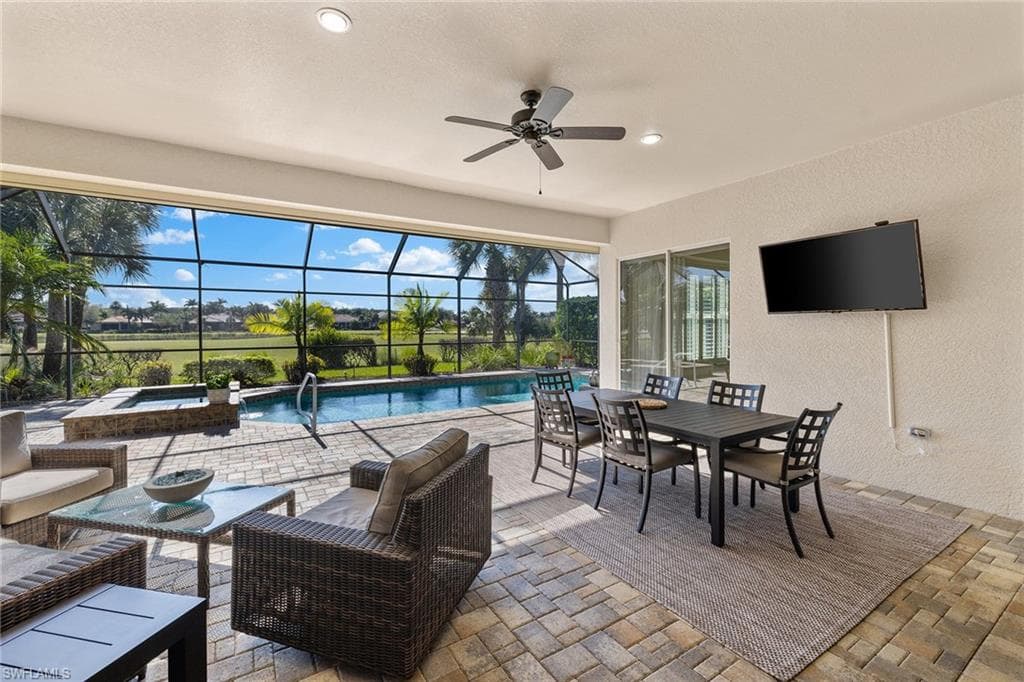 11918 Heather Woods Ct, Naples, FL 34120-39