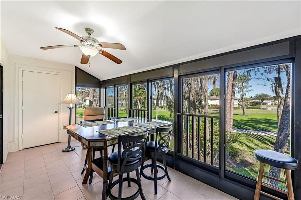194 Albi Rd 8, Naples, FL 34112-16