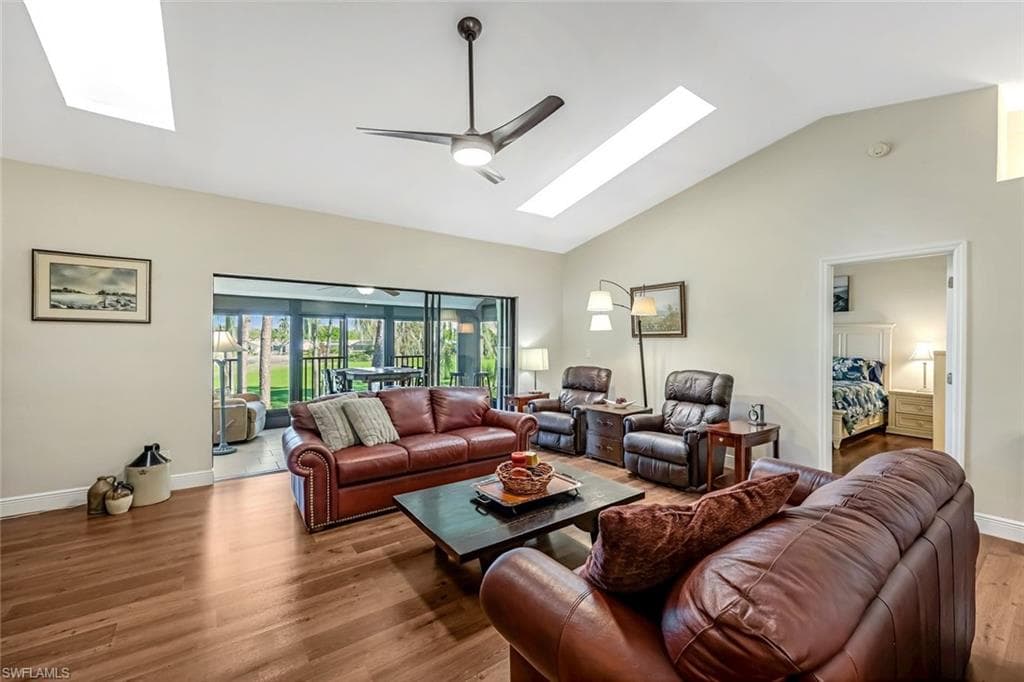 194 Albi Rd 8, Naples, FL 34112-3