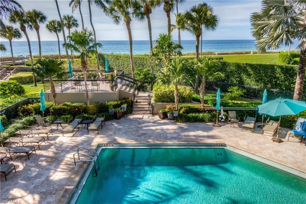 4551 Gulf Shore Blvd N 405, Naples, FL 34103-6