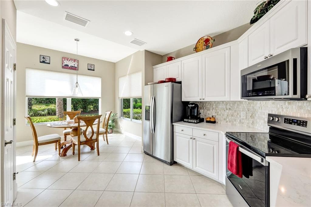 9193 Quartz Ln 102, Naples, FL 34120-14