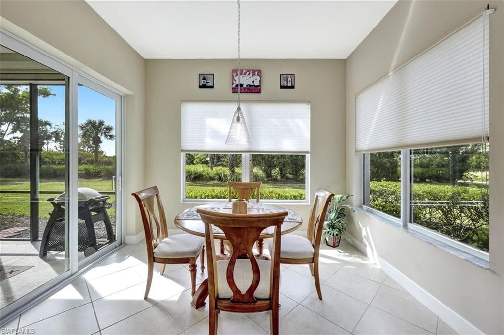 9193 Quartz Ln 102, Naples, FL 34120-15
