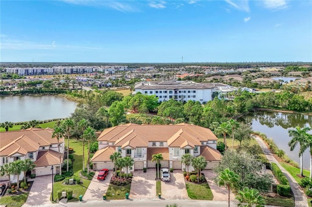 9193 Quartz Ln 102, Naples, FL 34120-1