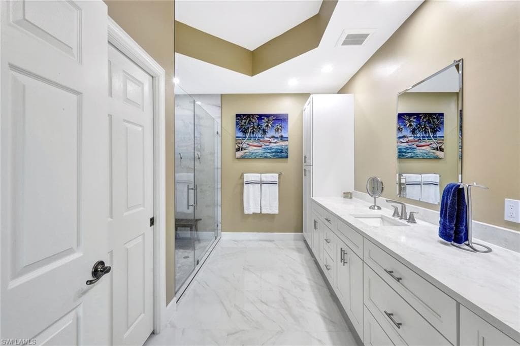 9193 Quartz Ln 102, Naples, FL 34120-21