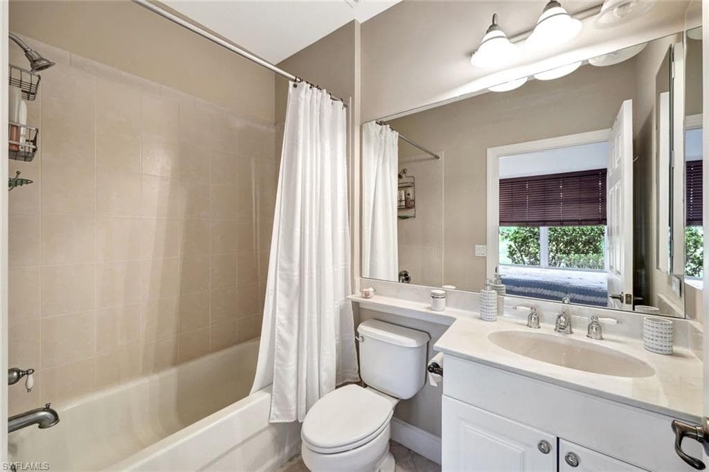 9193 Quartz Ln 102, Naples, FL 34120-27