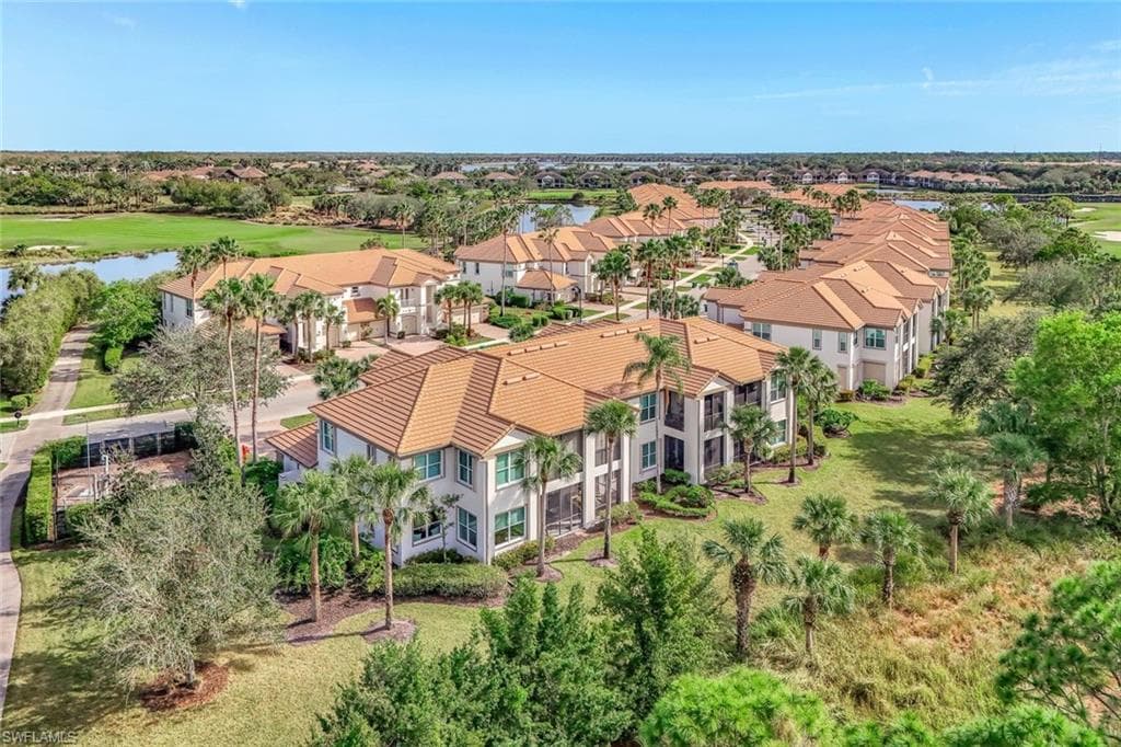 9193 Quartz Ln 102, Naples, FL 34120-32