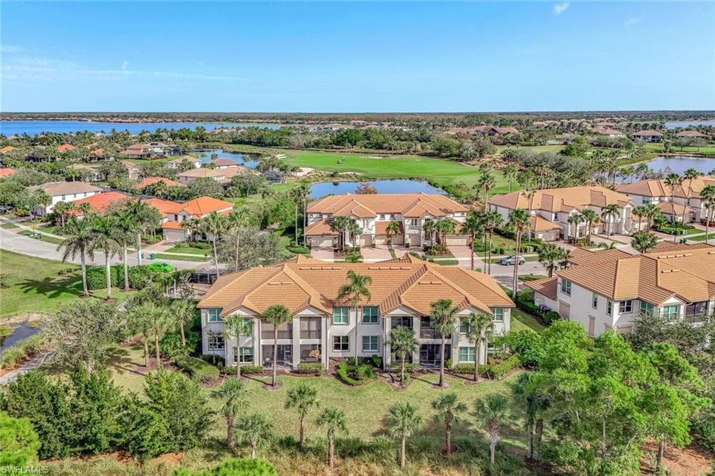 9193 Quartz Ln 102, Naples, FL 34120-33