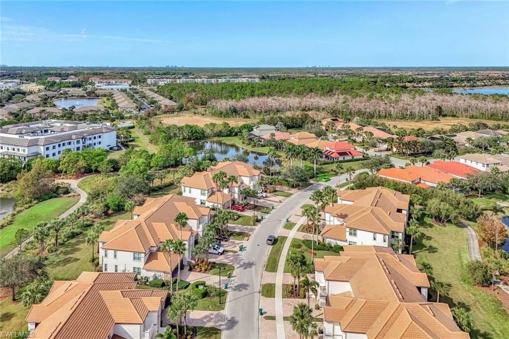 9193 Quartz Ln 102, Naples, FL 34120-34