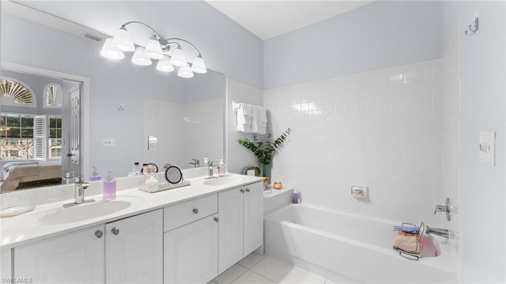 6010 Chardonnay Ln 303, Naples, FL 34119-22