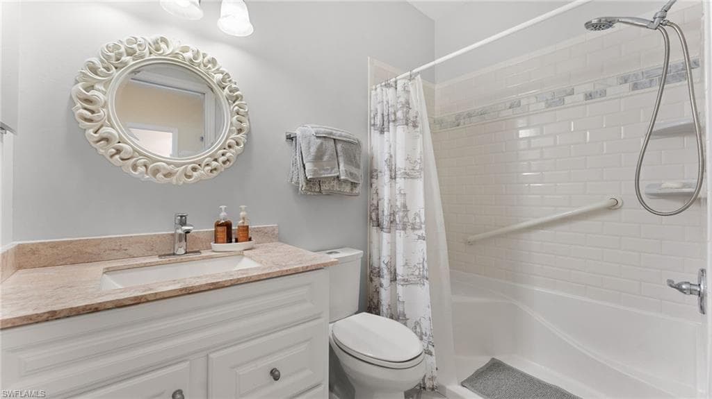 6010 Chardonnay Ln 303, Naples, FL 34119-24