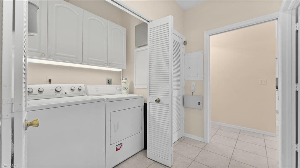 6010 Chardonnay Ln 303, Naples, FL 34119-32