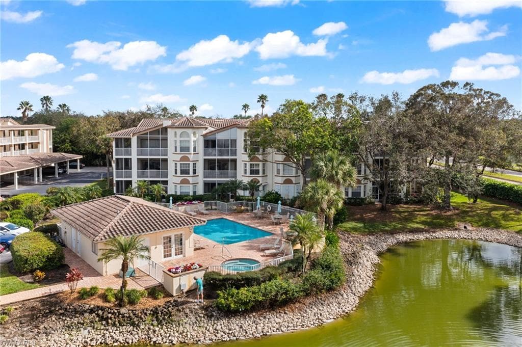 6010 Chardonnay Ln 303, Naples, FL 34119-35