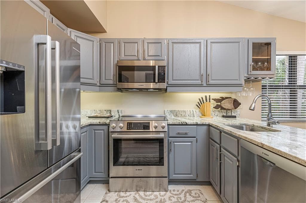 27062 Kindlewood Ln, Bonita Springs, FL 34134-11