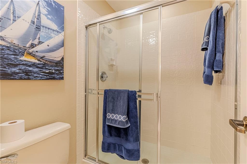 27062 Kindlewood Ln, Bonita Springs, FL 34134-25