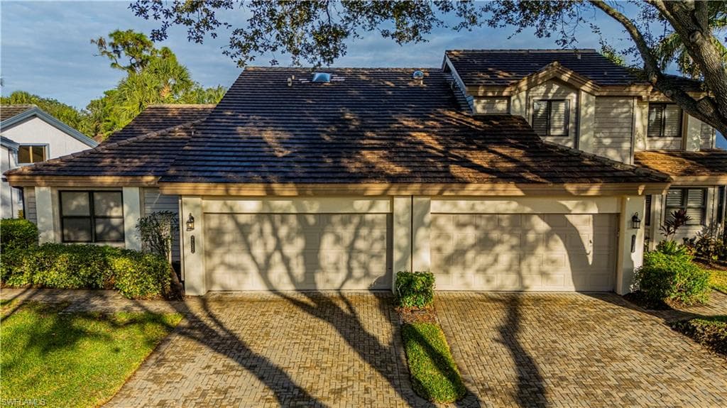 27062 Kindlewood Ln, Bonita Springs, FL 34134-30