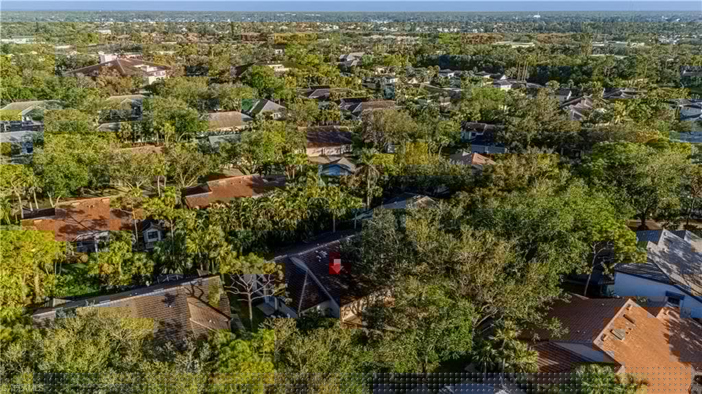 27062 Kindlewood Ln, Bonita Springs, FL 34134-32