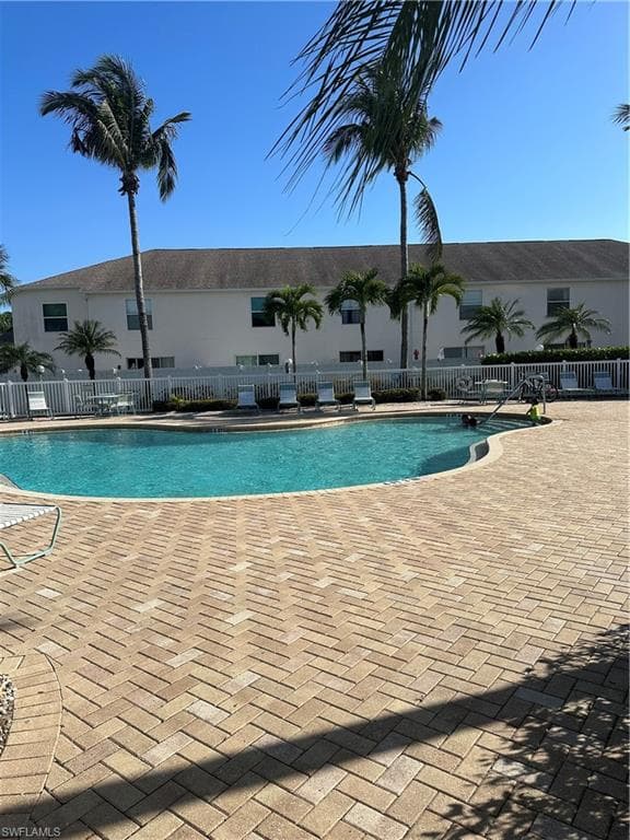3647 Pine Oak Cir 106, Fort Myers, FL 33916-3
