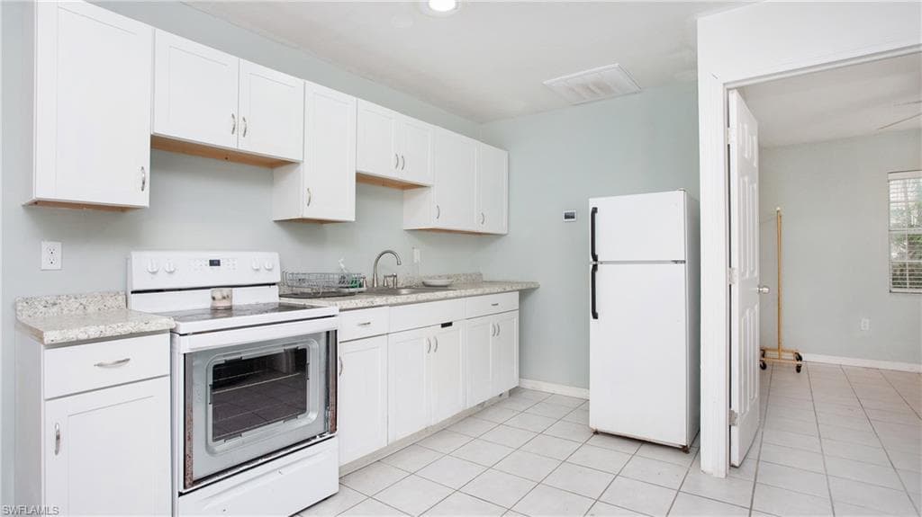 7123 Shannon Blvd, Fort Myers, FL 33908-25