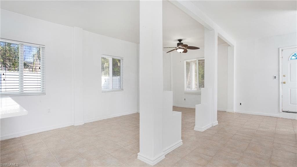 7123 Shannon Blvd, Fort Myers, FL 33908-7