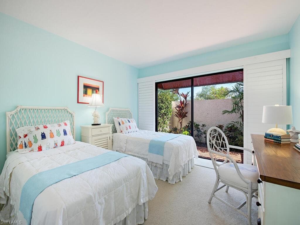 511 Serendipity Dr 511, Naples, FL 34108-13