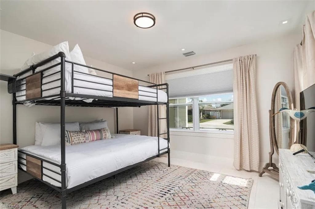 648 100th Ave N, Naples, FL 34108-14