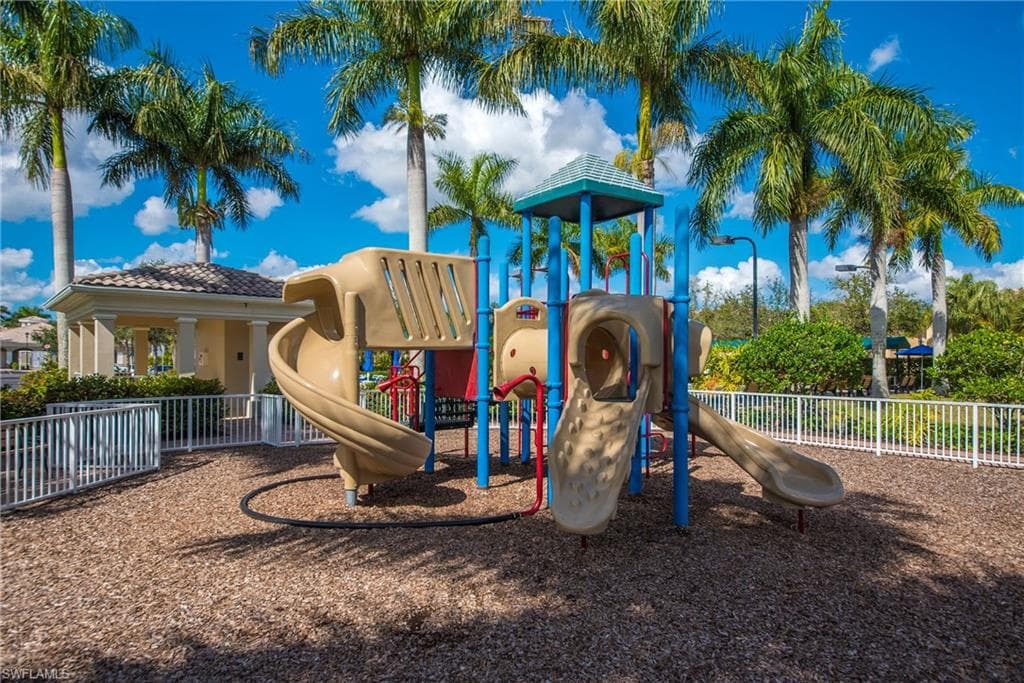 28199 Islet Trl, Bonita Springs, FL 34135-44