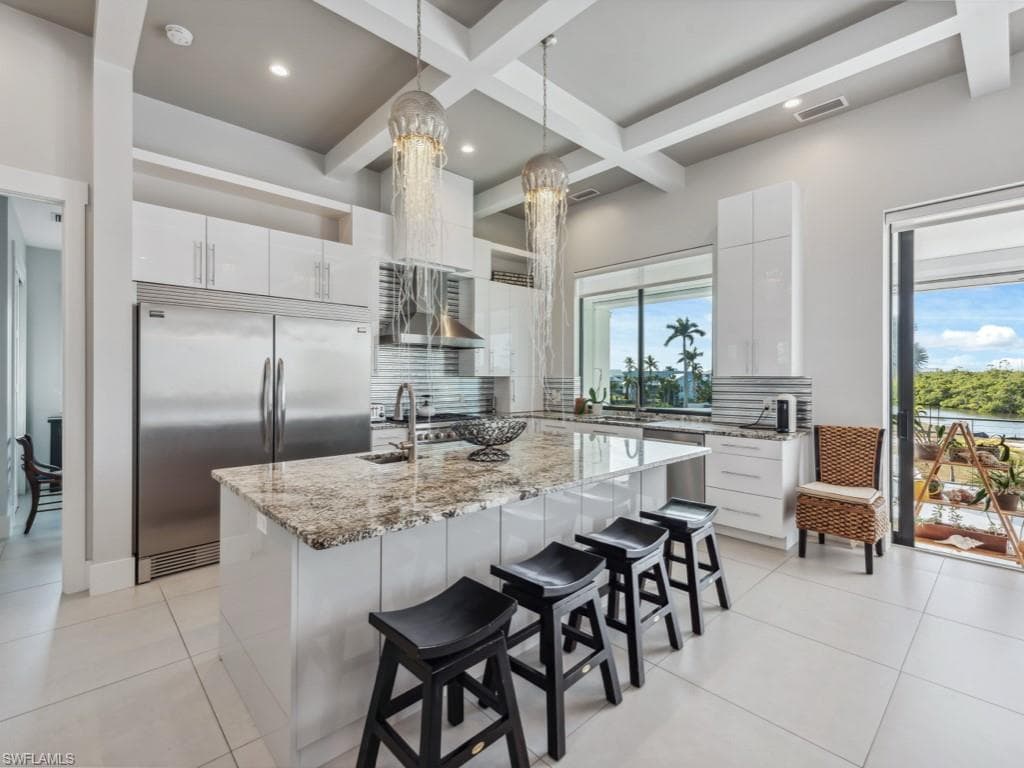 1100 Rainbow Dr, Naples, FL 34104-20
