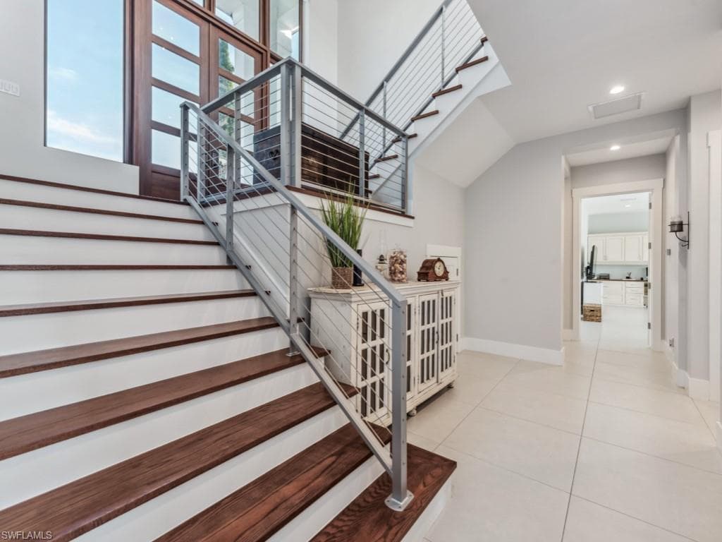 1100 Rainbow Dr, Naples, FL 34104-37