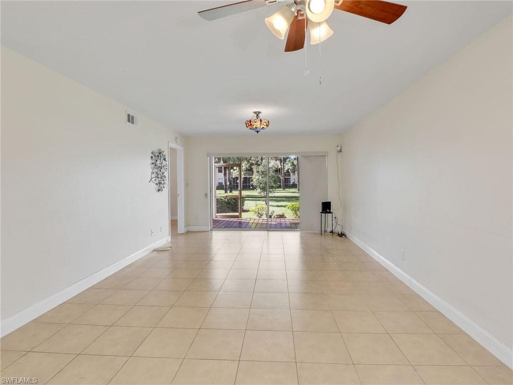 744 Landover Cir 101, Naples, FL 34104-7