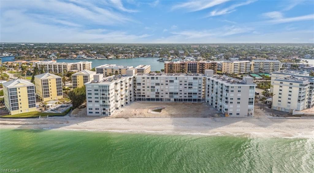 3443 Gulf Shore Blvd N 810, Naples, FL 34103-3