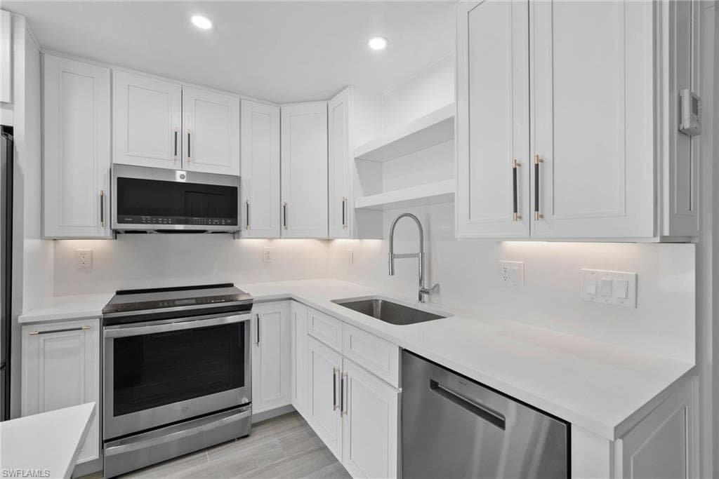 1363 Chesapeake Ave B-2, Naples, FL 34102-12