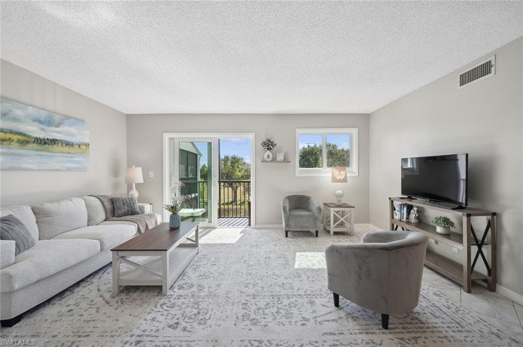 766 Central Ave 313, Naples, FL 34102-3
