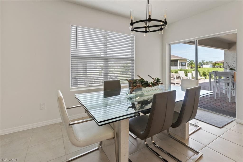 204 25th Ave, Cape Coral, FL 33991-14
